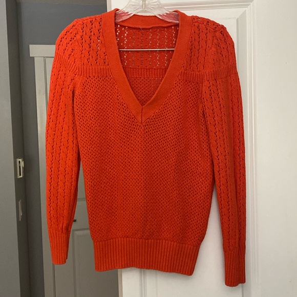 Orange sweater - Picture 1 of 3